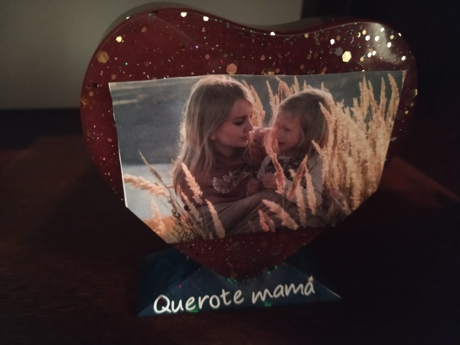 Portarretratos en forma de corazón